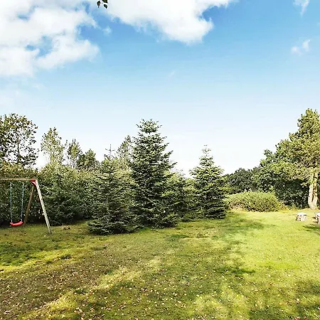 Three-bedroom Holiday In Farso 8 Holiday home Hvalpsund